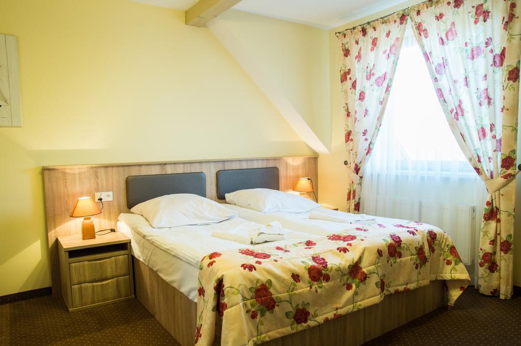 Sloneczny Port Bed and Breakfast Mikołajki Rum bild