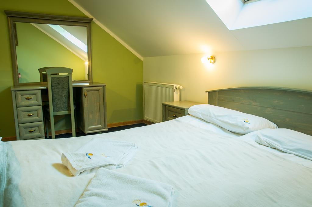 Sloneczny Port Bed and Breakfast Mikołajki Rum bild